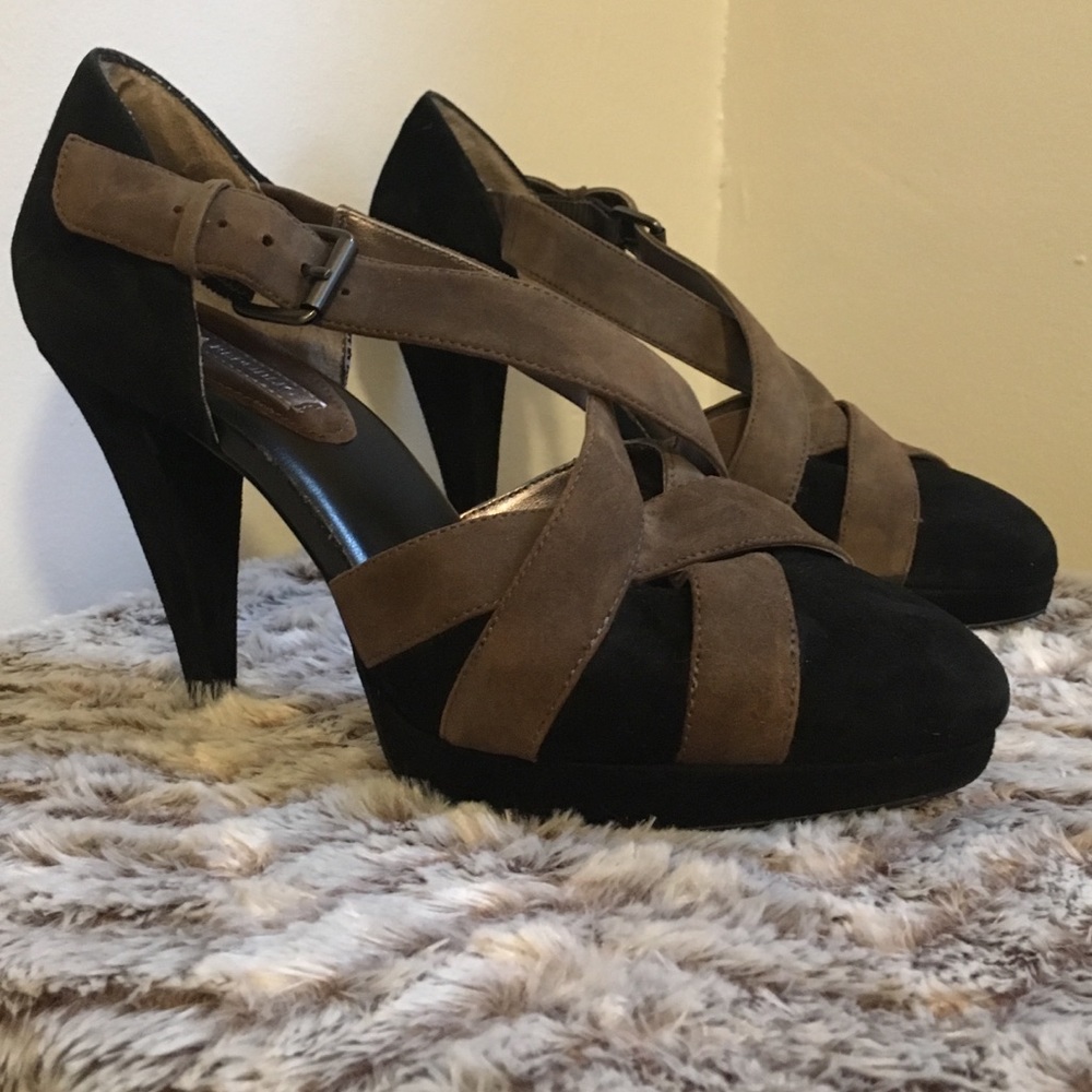 🍌 Republic Black/Tan Suede Stilettos 👠 Size 8M